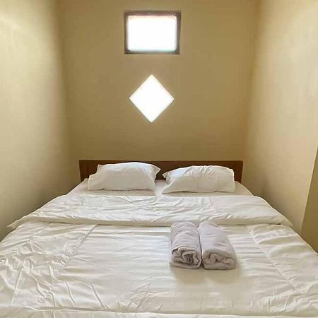Palace Syariah Homestay Redpartner Бануванги Екстериор снимка